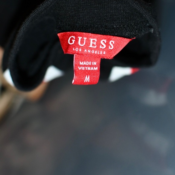 Guess Sweater - Picture 3 of 15